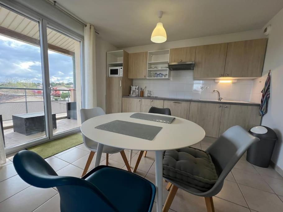 Le Parc, T3 Climatise, Parking * Carcassonne